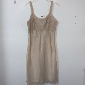 Vintage BARBIZON Accolade Slip Full Length Size 16